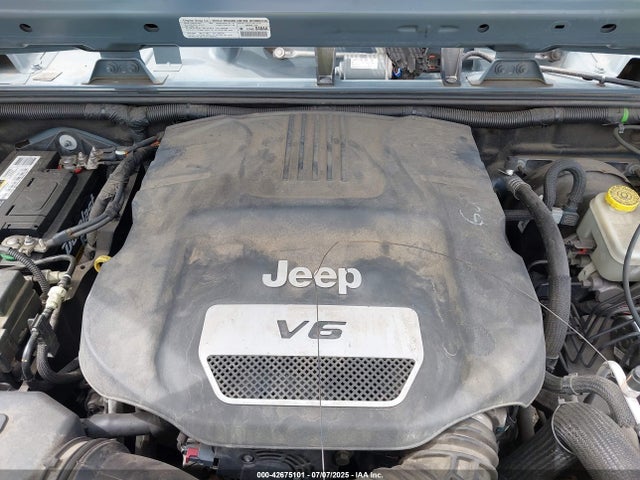 1C4AJWAG1EL303195 Jeep 2014