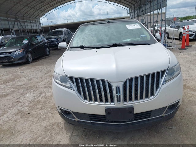 Lincoln MKX 2015 2LMDJ8JK0FBL23520 Image 12
