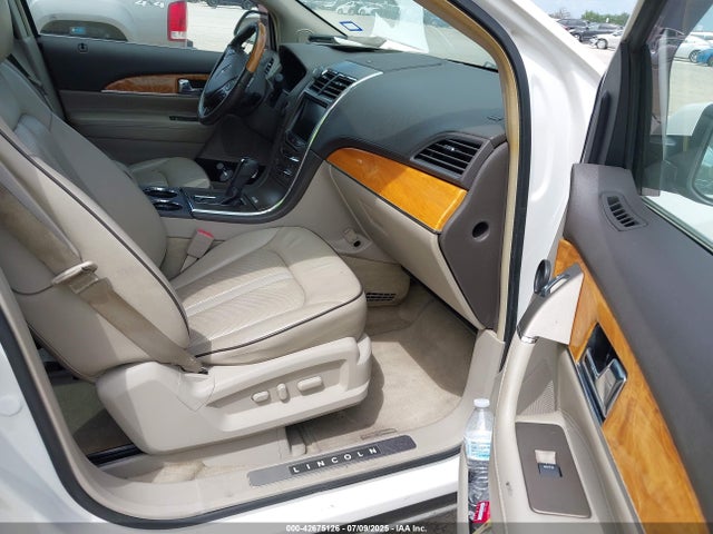 Lincoln MKX 2015 2LMDJ8JK0FBL23520 Image 5