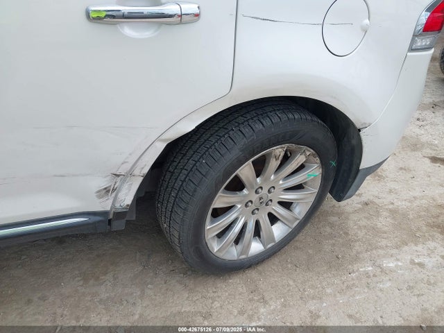 Lincoln MKX 2015 2LMDJ8JK0FBL23520 Image 6