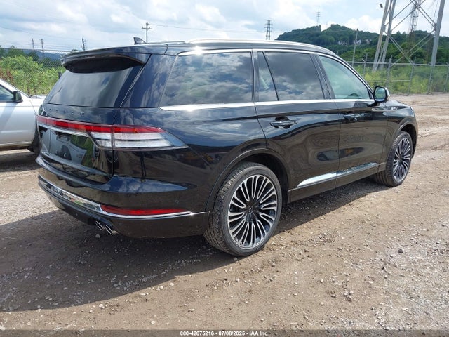5LM5J9XC6NGL10684 Lincoln Aviator Black Label