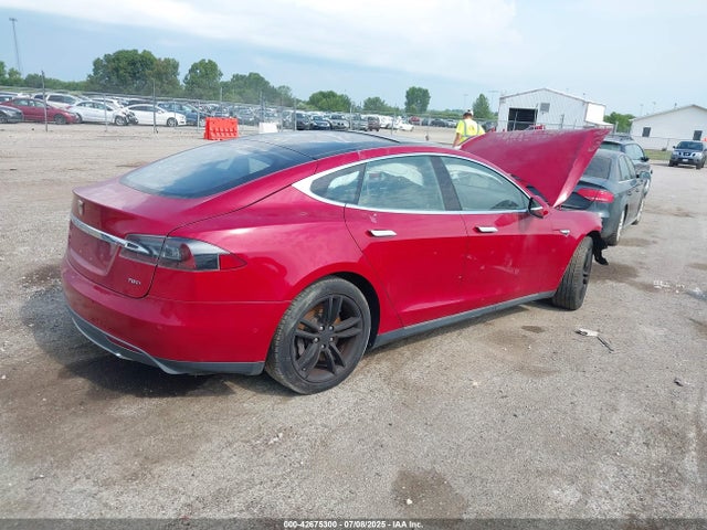 2015 TESLA MODEL S 5YJSA1E20FF101992 Photo 3