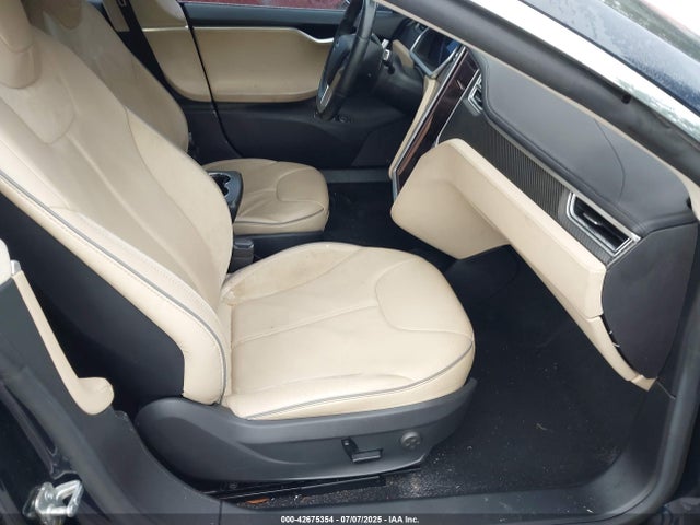 2013 TESLA MODEL S 5YJSA1DP3DFP06177 Photo 4