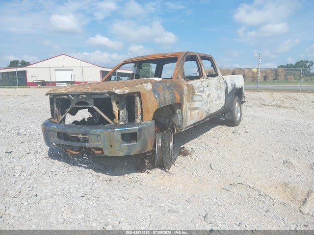 Chevrolet lml 2015 1GC1KWE84FF560786 Image 2
