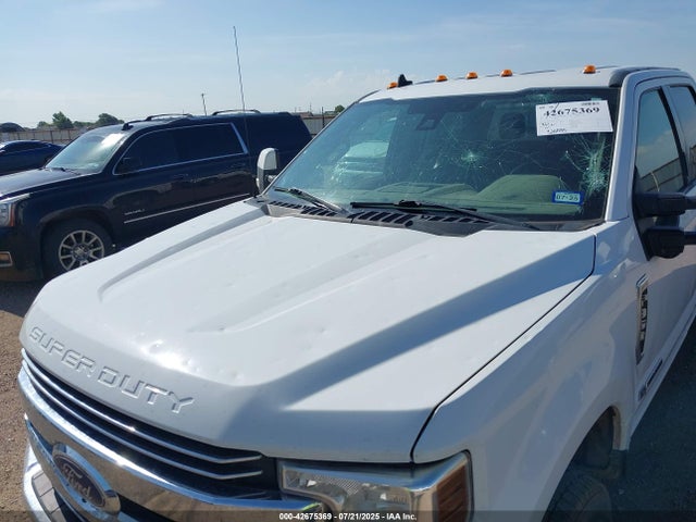 1FT8W3DT5KEG16550 Ford 2019