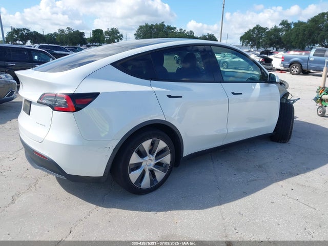 2021 TESLA MODEL Y 5YJYGDEE0MF082605 Photo 3