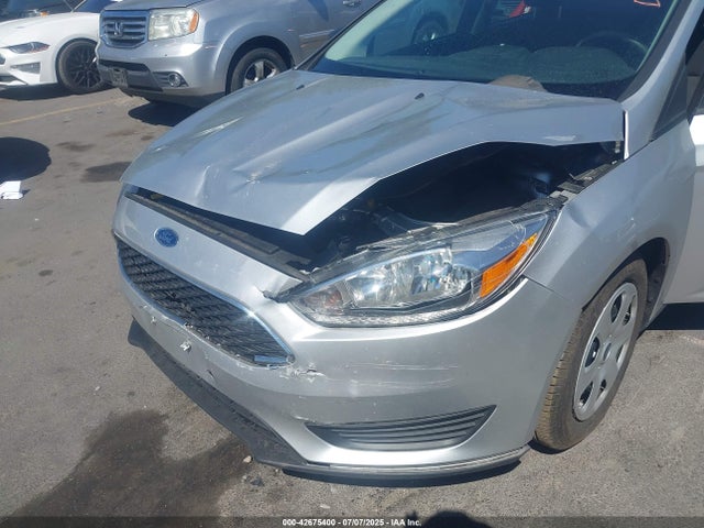 Ford 2016 2016 1FADP3E27GL397648 Image 6