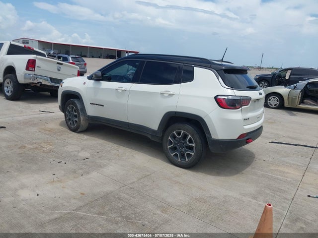 Jeep Compass 2021 3C4NJDDB3MT520448 Image 3