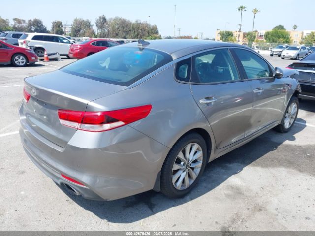 2018 KIA OPTIMA 5XXGT4L34JG263479 Photo 3