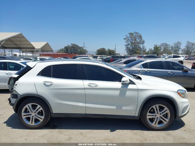 Mercedes-Benz 2015 2015 WDCTG4EB8FJ169741 Image 14