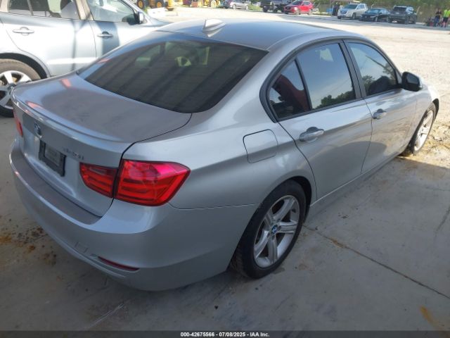 2014 BMW 320I WBA3B1C56EK131298 Photo 3