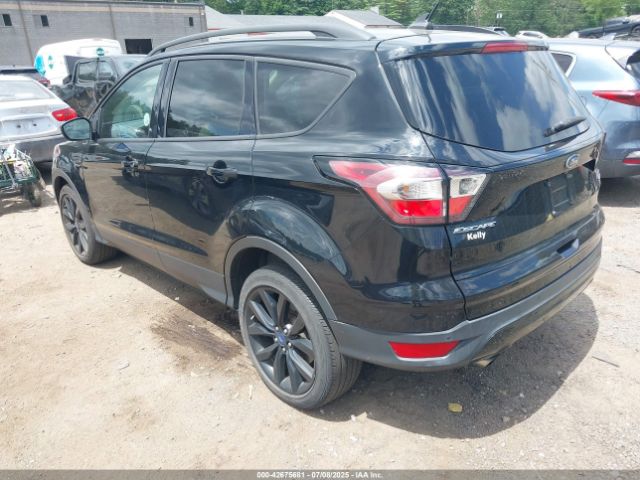 2018 FORD ESCAPE 1FMCU9HD2JUC83634 Photo 2