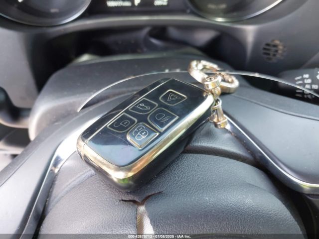 2020 JAGUAR F-PACE SADCK2GX1LA638864 Photo 10