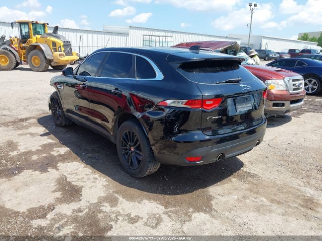 2020 JAGUAR F-PACE SADCK2GX1LA638864 Photo 2