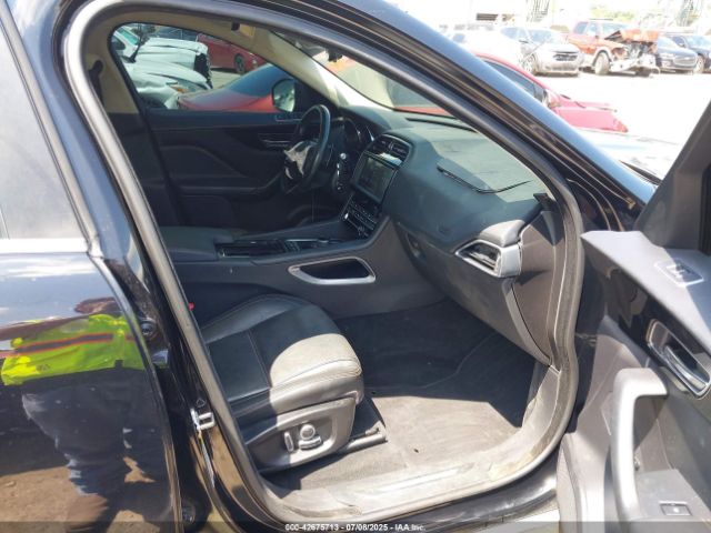 2020 JAGUAR F-PACE SADCK2GX1LA638864 Photo 4