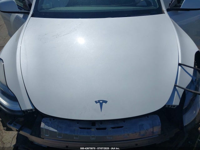 2021 TESLA MODEL Y 5YJYGDEE5MF096807 Photo 9