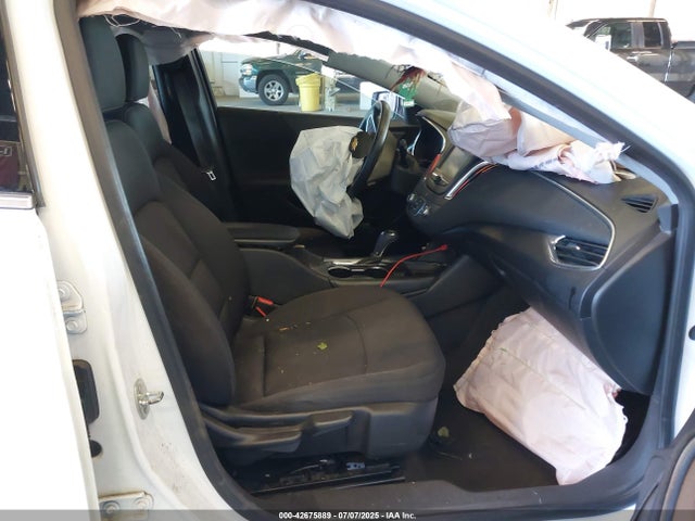 Chevrolet lfv - direct injection, variable valve timing, gen 1 2018 1G1ZD5ST0JF156398 Image 5
