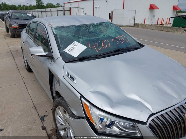 1G4GB5G31FF257059 Buick lfx