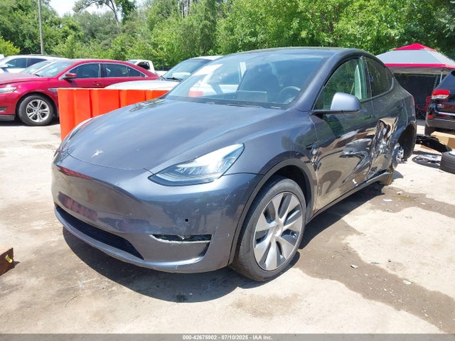 2021 TESLA MODEL Y 5YJYGDEE3MF064082 Photo 1