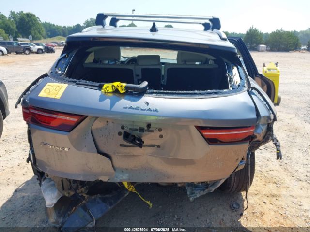 2023 JAGUAR F-PACE SADCJ2EX2PA714328 Photo 5