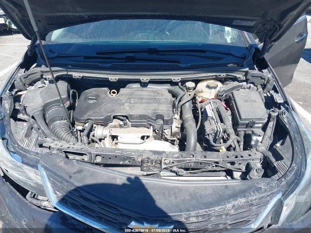 Chevrolet le2 -di: direct injection, vvt: variable valve timing, gen, alum 2017 1G1BE5SMXH7160969 Image 10