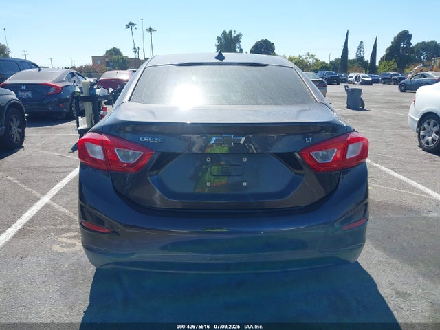 Chevrolet le2 -di: direct injection, vvt: variable valve timing, gen, alum 2017 1G1BE5SMXH7160969 Image 16
