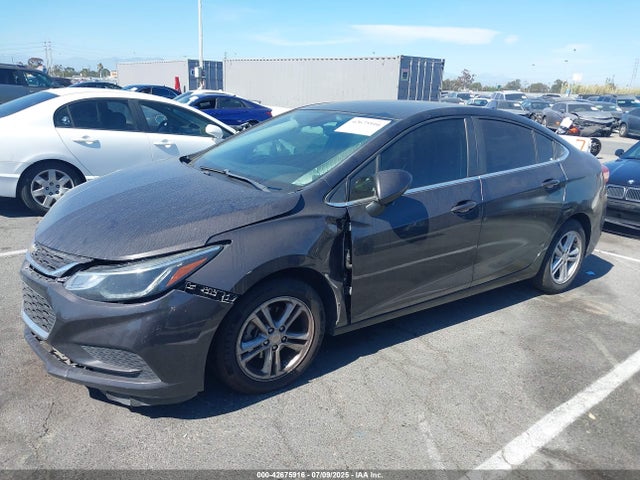 Chevrolet le2 -di: direct injection, vvt: variable valve timing, gen, alum 2017 1G1BE5SMXH7160969 Image 2