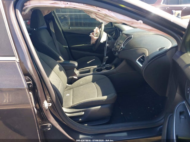 Chevrolet le2 -di: direct injection, vvt: variable valve timing, gen, alum 2017 1G1BE5SMXH7160969 Image 5