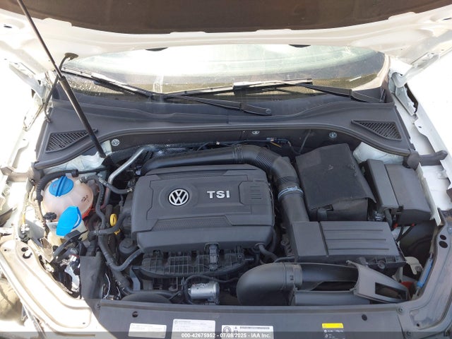 1VWAT7A35HC002203 Volkswagen 1.8 tsi