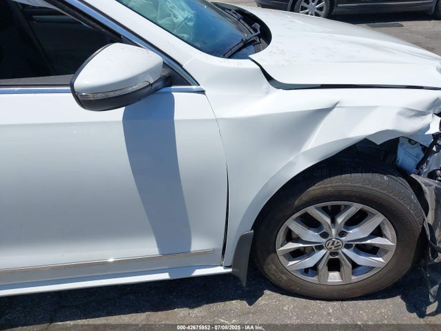 1VWAT7A35HC002203 Volkswagen 1.8 tsi
