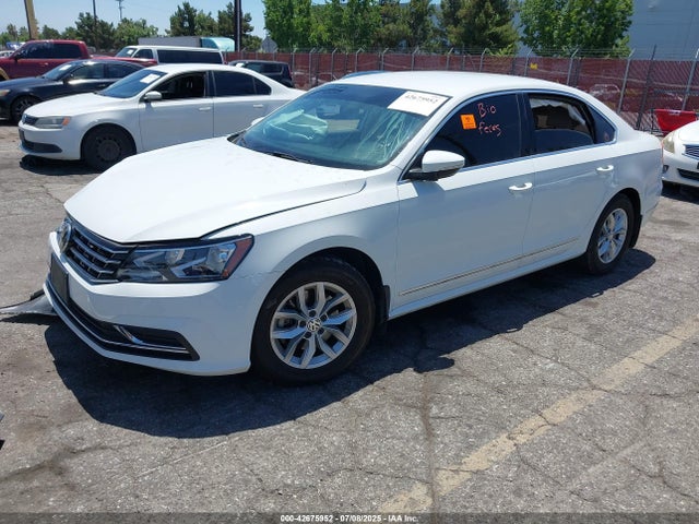 1VWAT7A35HC002203 Volkswagen 1.8 tsi
