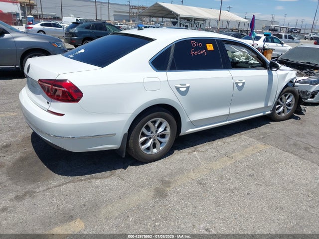1VWAT7A35HC002203 Volkswagen 1.8 tsi