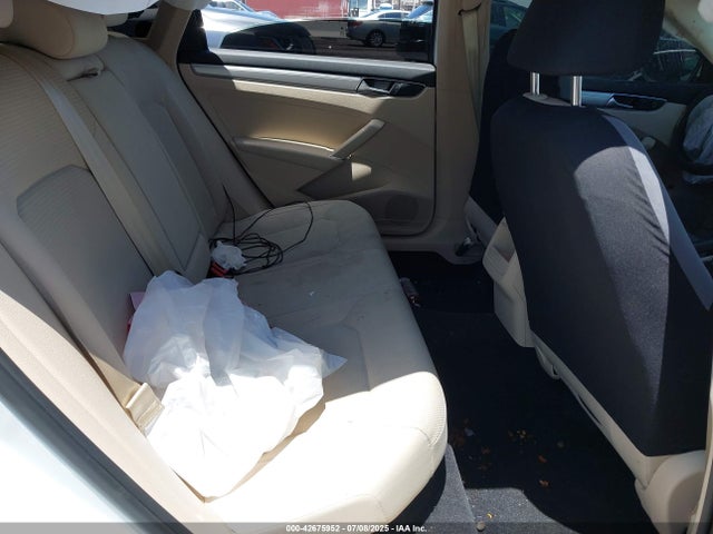1VWAT7A35HC002203 Volkswagen 1.8 tsi