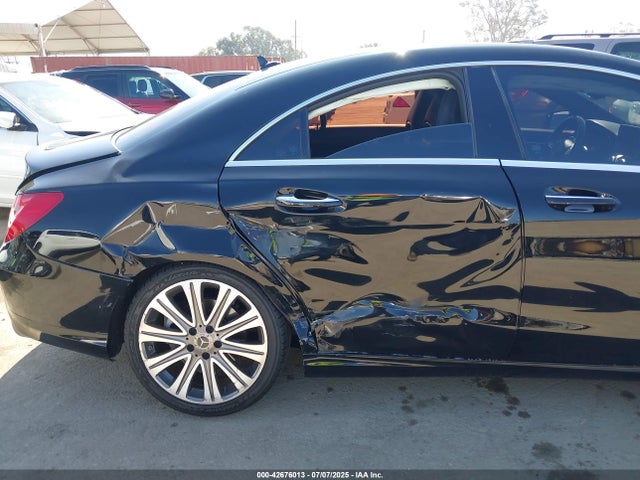 Mercedes-Benz m270 2018 WDDSJ4EB0JN680046 Image 17