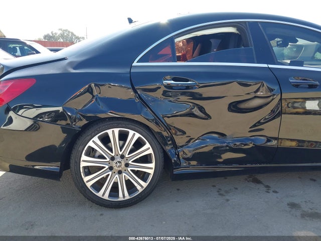 Mercedes-Benz m270 2018 WDDSJ4EB0JN680046 Image 6