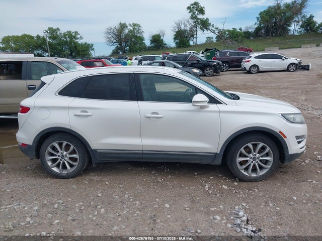 5LMCJ1A95FUJ20786 Lincoln 2015