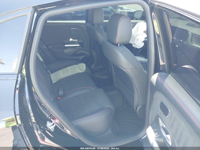 W1N4N4GB0SJ700771 Mercedes-Benz m260