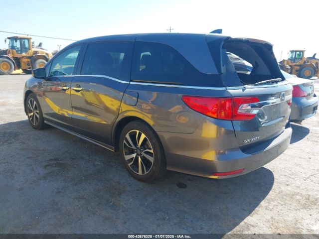 2018 HONDA ODYSSEY 5FNRL6H98JB028569 Photo 2