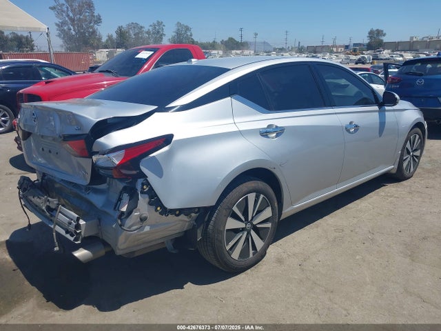 1N4BL4EW8KC195275 Nissan 2019