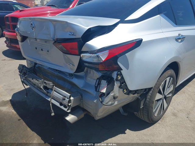 1N4BL4EW8KC195275 Nissan 2019