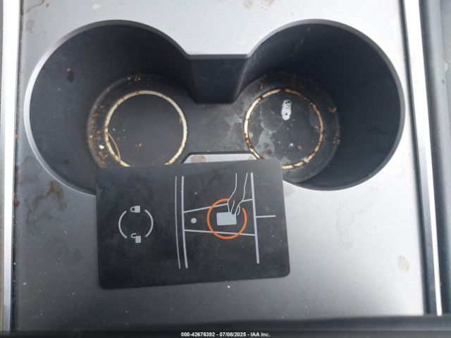 2023 TESLA MODEL Y 7SAYGAEE7PF802374 Photo 10