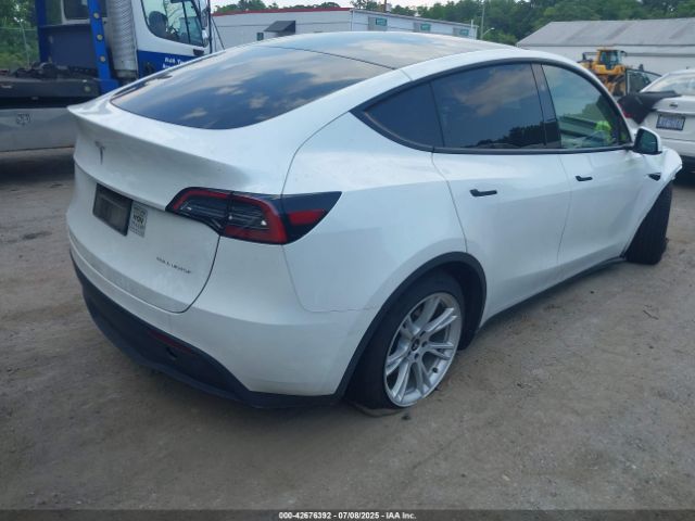2023 TESLA MODEL Y 7SAYGAEE7PF802374 Photo 3
