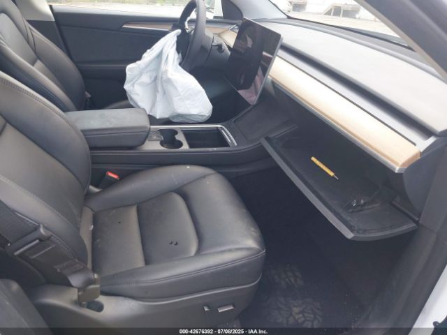 2023 TESLA MODEL Y 7SAYGAEE7PF802374 Photo 4