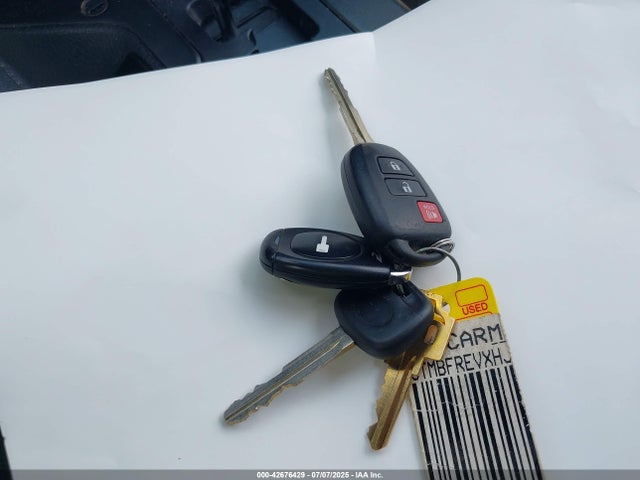 JTMBFREVXHJ137923 Toyota 2ar-fe