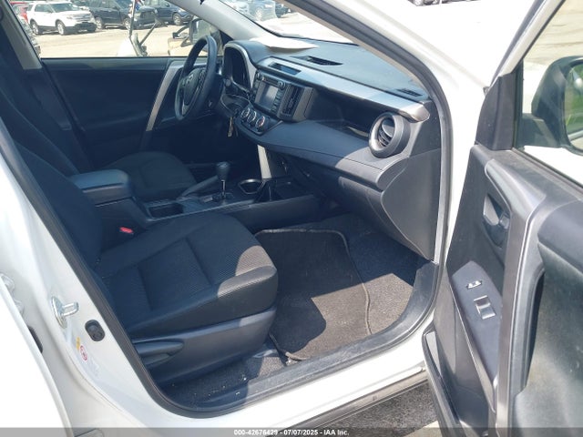 JTMBFREVXHJ137923 Toyota 2ar-fe