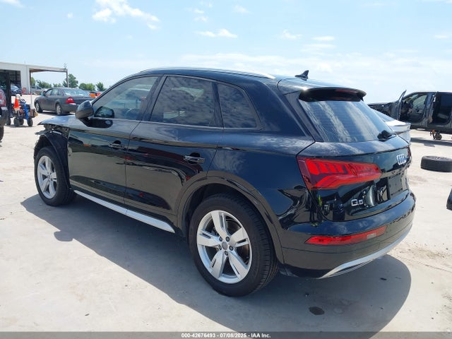 2018 AUDI Q5 WA1ANAFY0J2001285 Photo 2