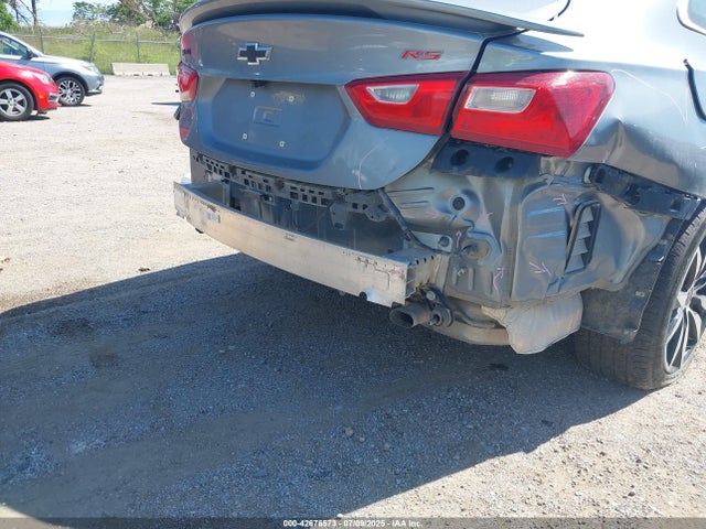 1G1ZG5ST3RF181704 Chevrolet lfv