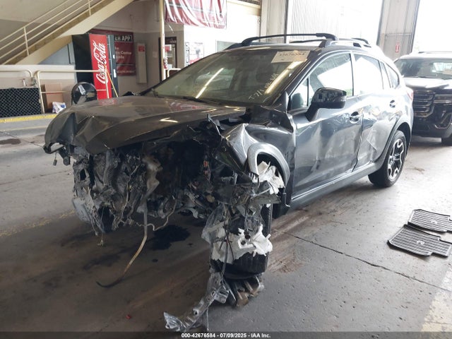 Subaru naturally aspirated 2017 JF2GPANC6H8260873 Image 2
