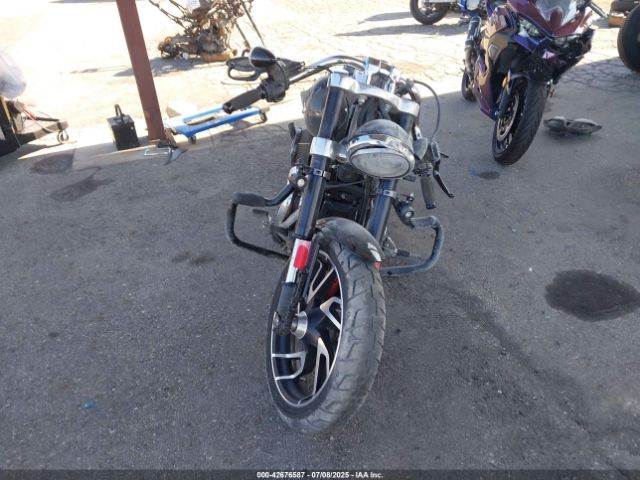 2019 HARLEY-DAVIDSON FLSB 1HD1YMJ3XKC013481 Photo 4