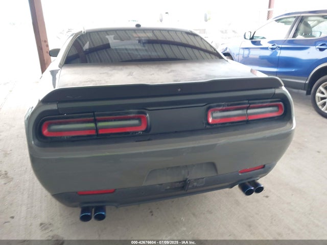 2C3CDZAG7JH229777 Dodge 2018